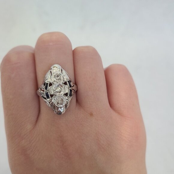 Antique 18K White Gold Art Deco Shield Ring with Diamonds and Sapphires - Picture 7 of 15